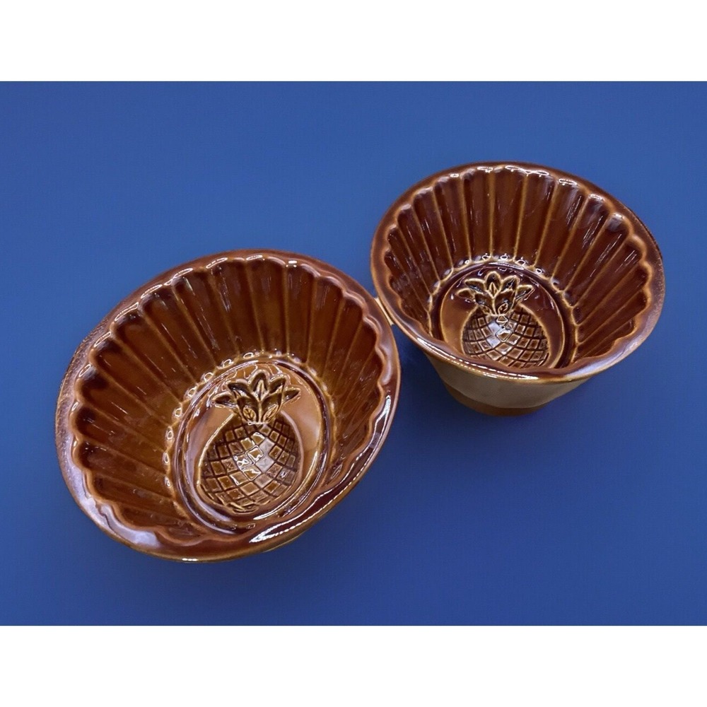 2 Williams Sonoma Brown Glazed Ceramic Pineapple Mold-7" x 6.25" x 3.5" Decor